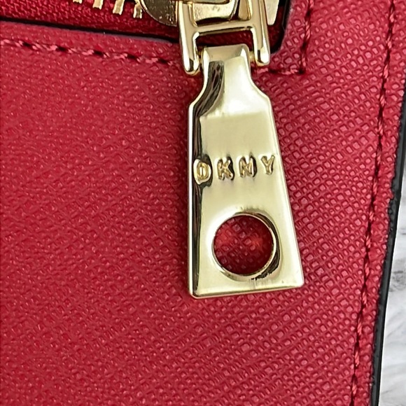 DKNY ~ Phoenix Flap Wallet ~ Bright Red ~ NWT! - Picture 3 of 11